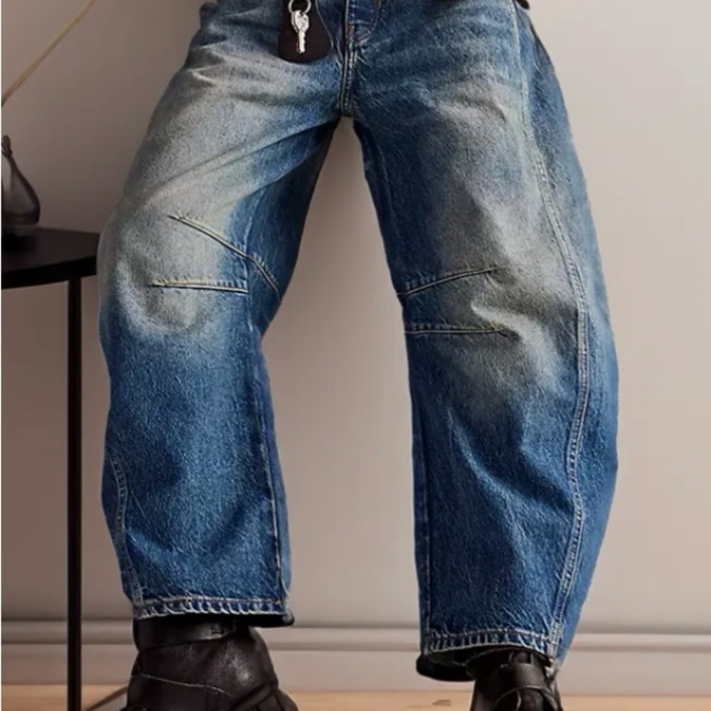 Horseshoe midrise barrel jeans